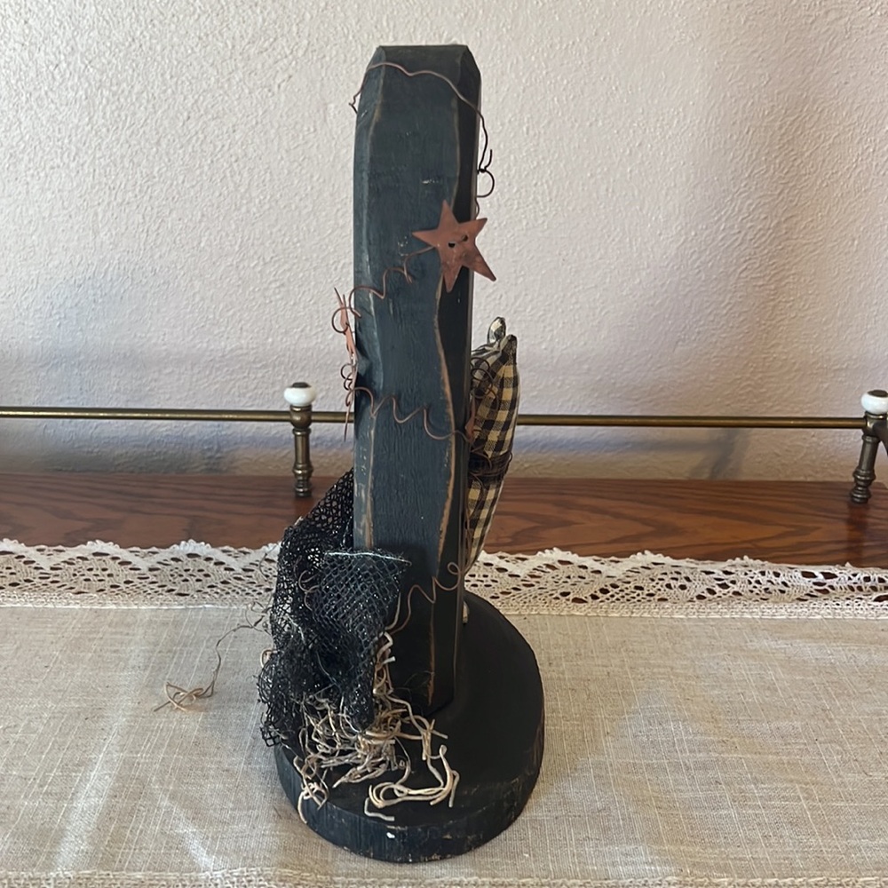 Wooden Witch’s Hat Halloween Decoration - Picture 2 of 5